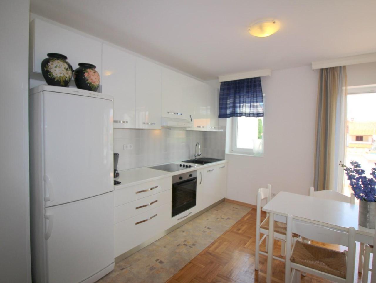 Apartment in Porec/Istrien 10214 Exterior foto